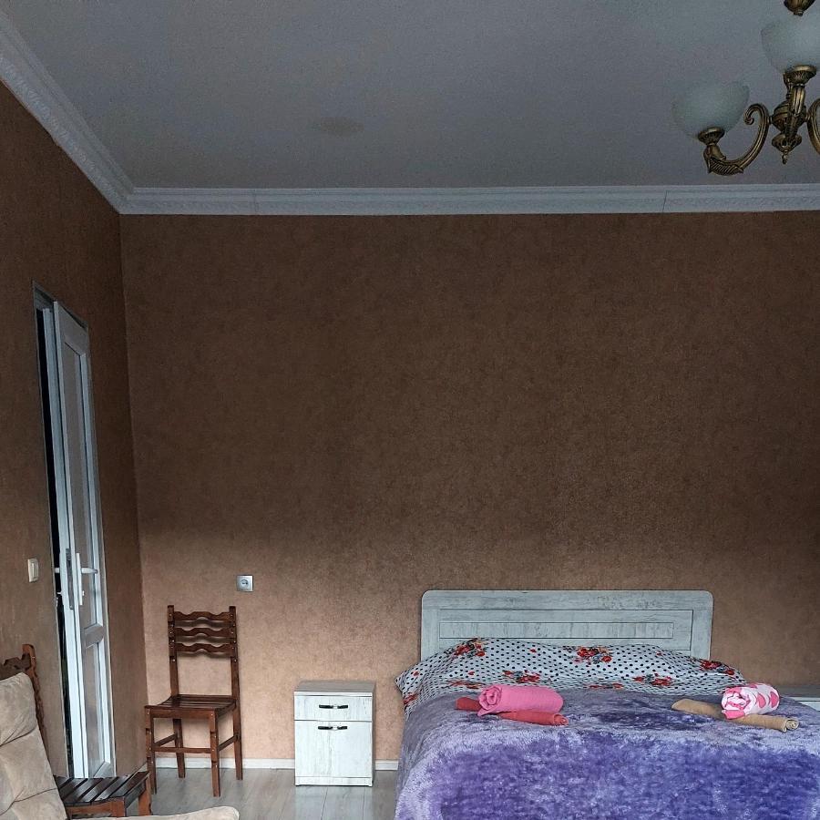 Hotel The White House Stepancminda Zewnętrze zdjęcie