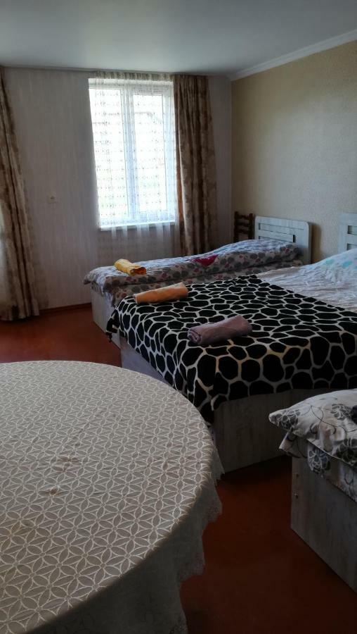 Hotel The White House Stepancminda Zewnętrze zdjęcie